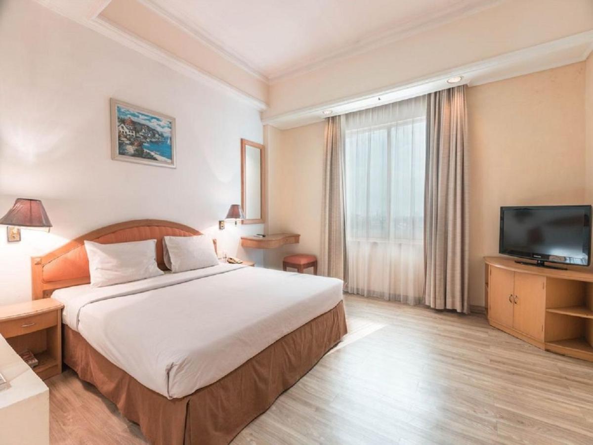 Hotel Bulevar Tanjung Duren Jakarta Exterior foto