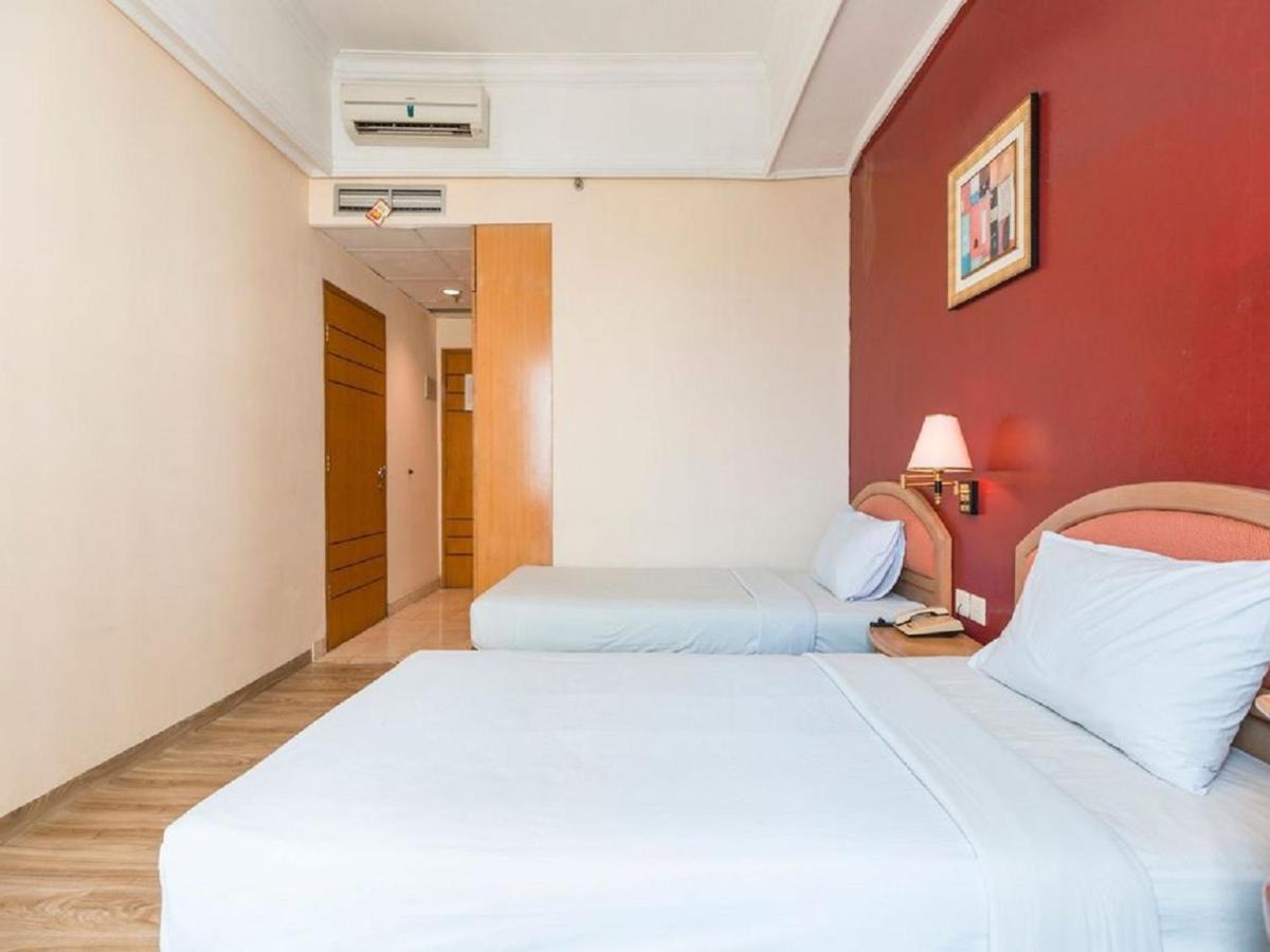 Hotel Bulevar Tanjung Duren Jakarta Exterior foto