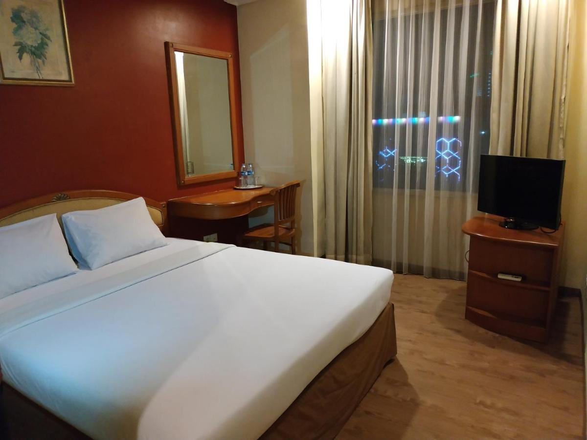 Hotel Bulevar Tanjung Duren Jakarta Exterior foto
